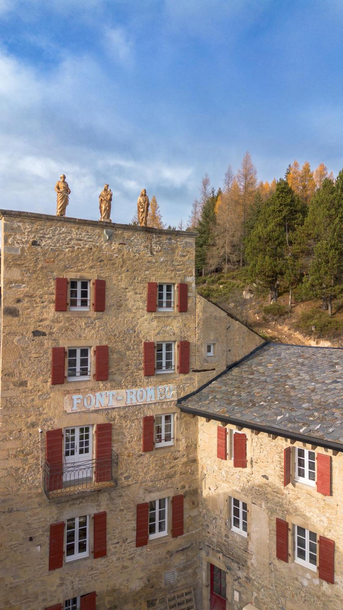 Grand Hotel L'Ermitage Font-Romeu-Odeillo-Via Exterior photo